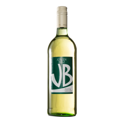 Weinflasche gefüllt mit Riesling